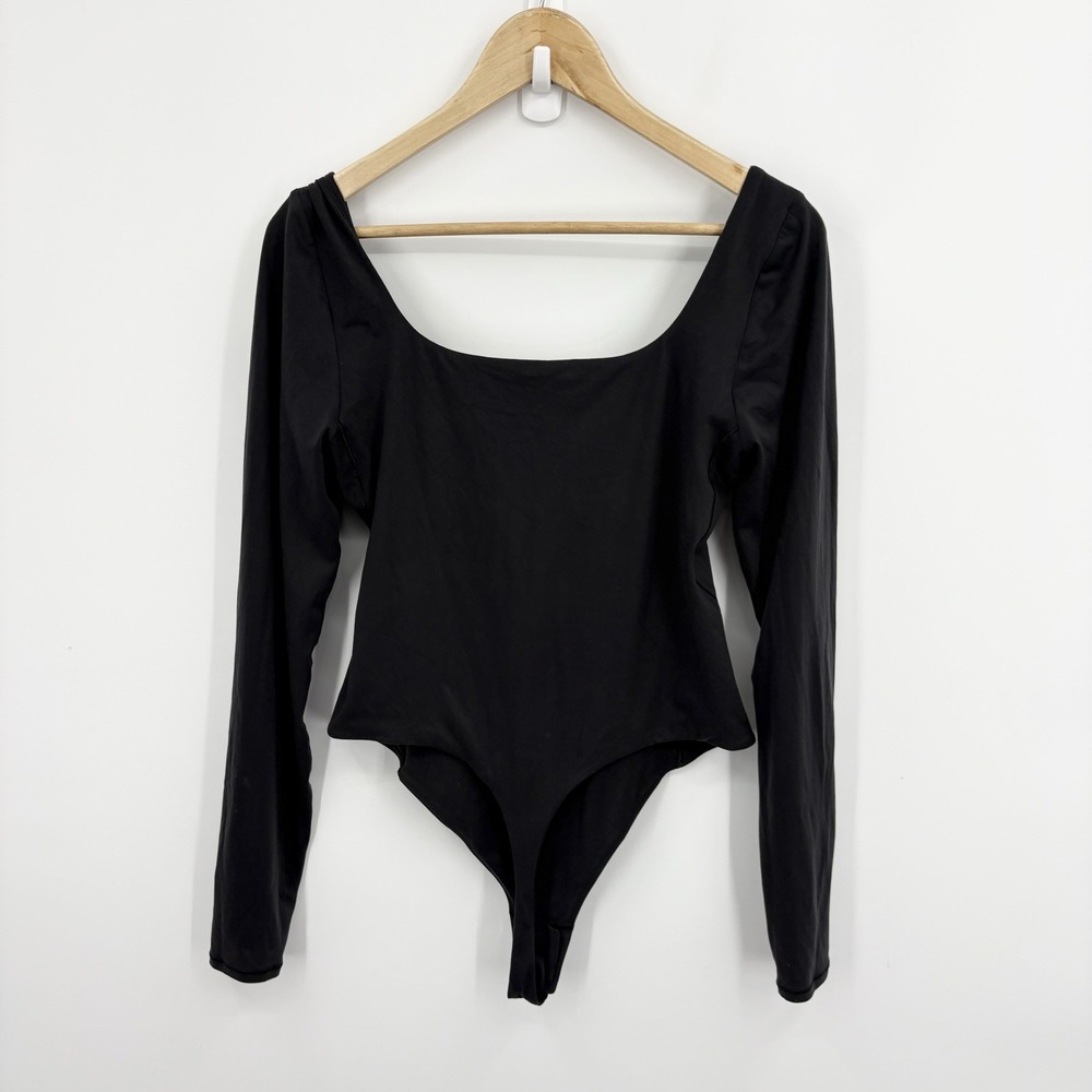 Lululemon Bodysuit Large Nulu Pilates Office Ballet Stretch Capsule Minimalist